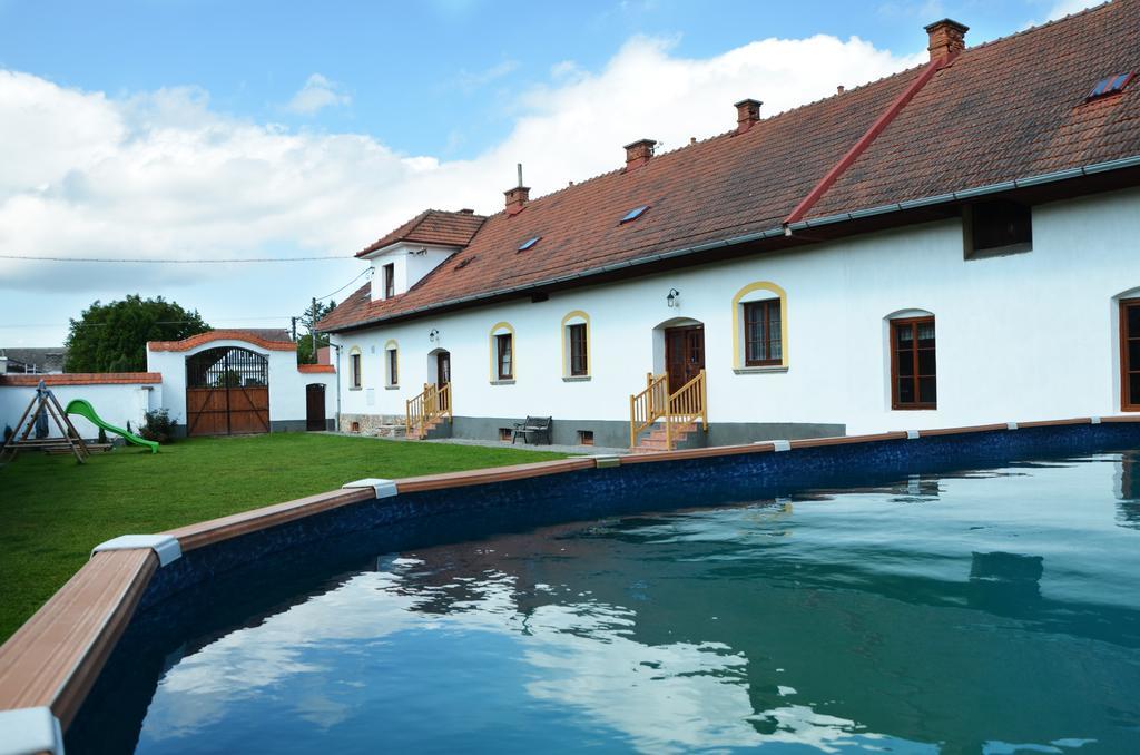 Blazkuv Statek Apartment Malsice Exterior foto